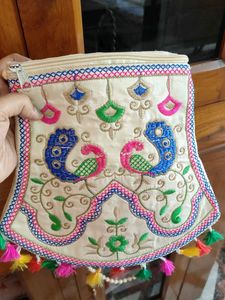 Beautiful Pack of 2 - Sling bag &amp; Clutch