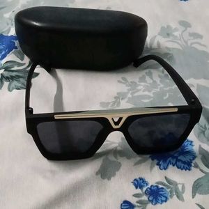 Stylish Black Sunglasses with Case