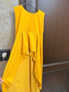 Very classy yellow high low top