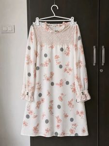 Korean Style Floral Lace Top