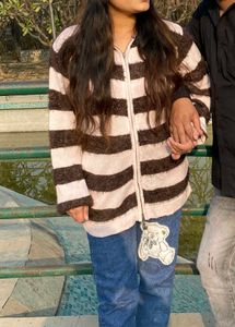 Top In Medium Size