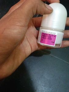 Lakme Sheet Mask &amp; Engage Roll-On