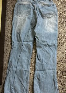 Light Wash Ripped Jeans