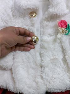 Very Ossam Feather 🪶 Like Short Jacket