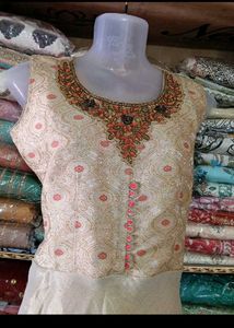 bust 40 Elegant White Lehenga Choli