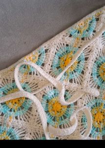 Crochet Bandana with Floral Pattern