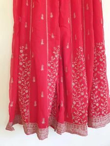 Royal Scarlet Nazraana