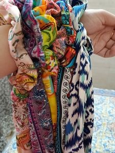 Beautiful Multicolour Tail Scrunchies Combo Of 6