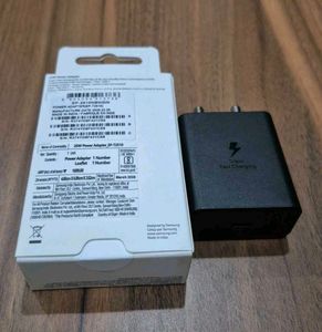 SAMSUNG 25W Type-C Super Fast Charging Adapter