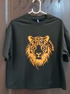 Men's Black Tiger Graphic T-Shirt