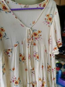 Flowy Floral Print Top