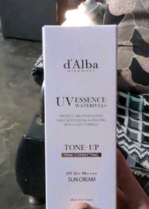 Dalba Tone Up Sunscreen