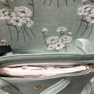 Chic Pastel Lavie Tote Bag