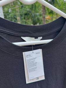 H&amp;M Basic T-Shirt