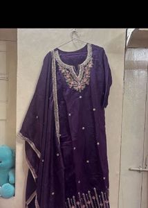 Elegant Purple Embroidered Kurta Set with Dupatta
