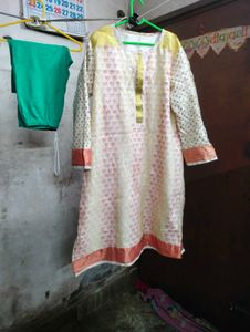 Elegant Kurta Set with Pants