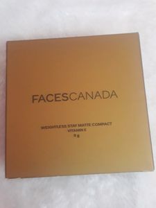 FACES CANADA Weightless Stay Matte Finish Compact
