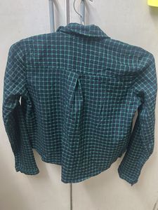 Green Plaid Button-Up crop Shirt