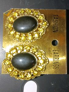 Elegant Oval Stone Earrings