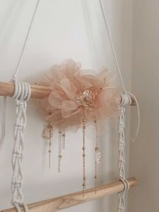 Elegant Floral Hair Clip