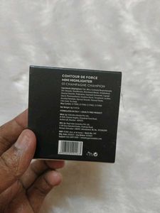 Sugar Cosmetics Highlighter