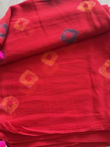 Red bandhani Dupatta with Tassels