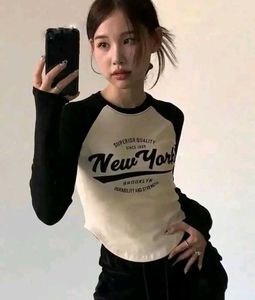 New York Graphic Long Sleeve Top