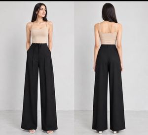 Chic Black Wide-Leg trouser
