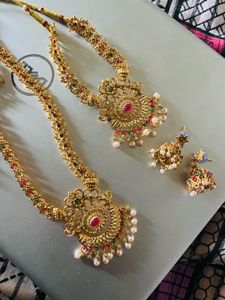 Traditional Indian Necklace Set