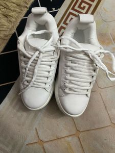White Fashion Sneakers