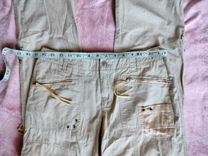 Low rise Women's Cargo Pants
