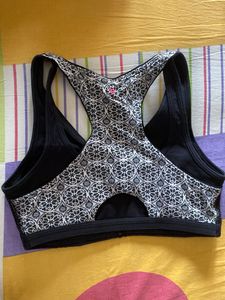 Enamor Stylish Sports Bra