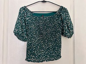 Green Floral Puff Sleeve Top