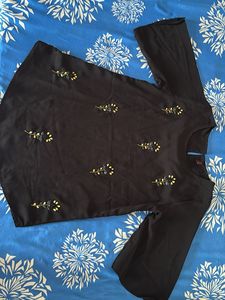 Elegant Black Embroidered top