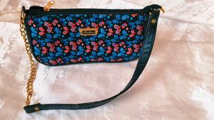 Very Amazing Sling Bag