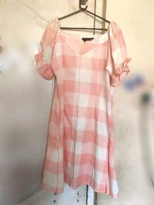 Cute Peach Gingham Puff Sleeve Dress