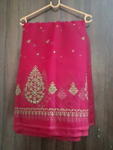 Rani Pink Saree with Contrast blouse piece