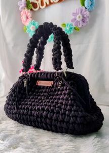 Cute &amp; Elegant Dumpling Bag/clutch🖤✨