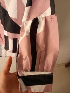 Chic Abstract Print Blush pink Puff Sleeve Top
