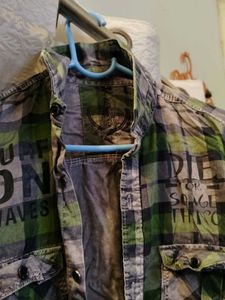 Men's Plaid Button-Down Shirt