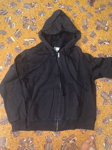 Comfortable Black Zip-Up Hoodie
