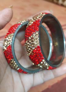 Red &amp; Golden Pair Of Kade (Bangles)