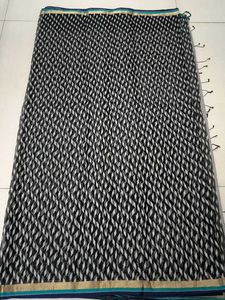 Stylish Black Geometric Pattern Saree