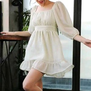 Chic Back Bow Cut-Out Dress