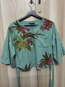 Cute Stylish  top For College price Slashed