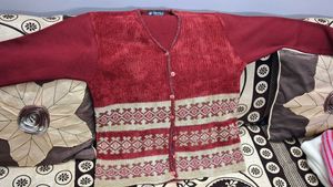 Women Wool Sweater With Button