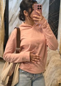 Pink full sleeves tshirt/hoodie
