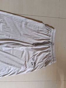 grey track pant