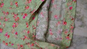 राजस्थानी Light Green Floral प्रिंट lanhga