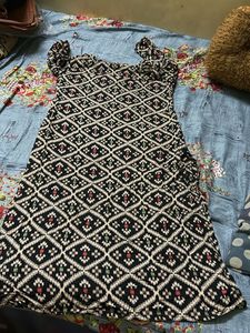 Ethnic Black &amp; White Geometric Print Kurti &amp; Pants